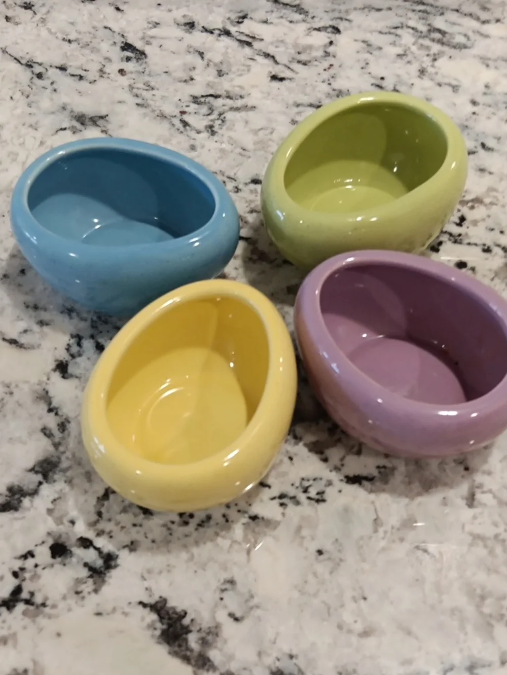 Williams Sonoma Speckled Egg Bowls - Set of 4 (Blue, Green, Yellow, Purple)